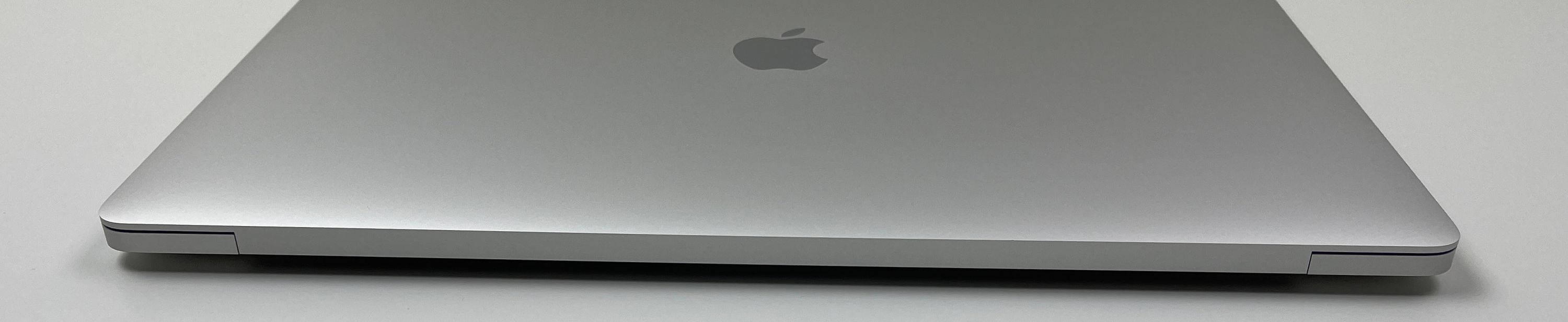 Apple MacBook Pro Retina TouchBar 16“ 6-Core i7 2,6 Ghz 512 GB SSD 16 GB Ram SILBER 2019
