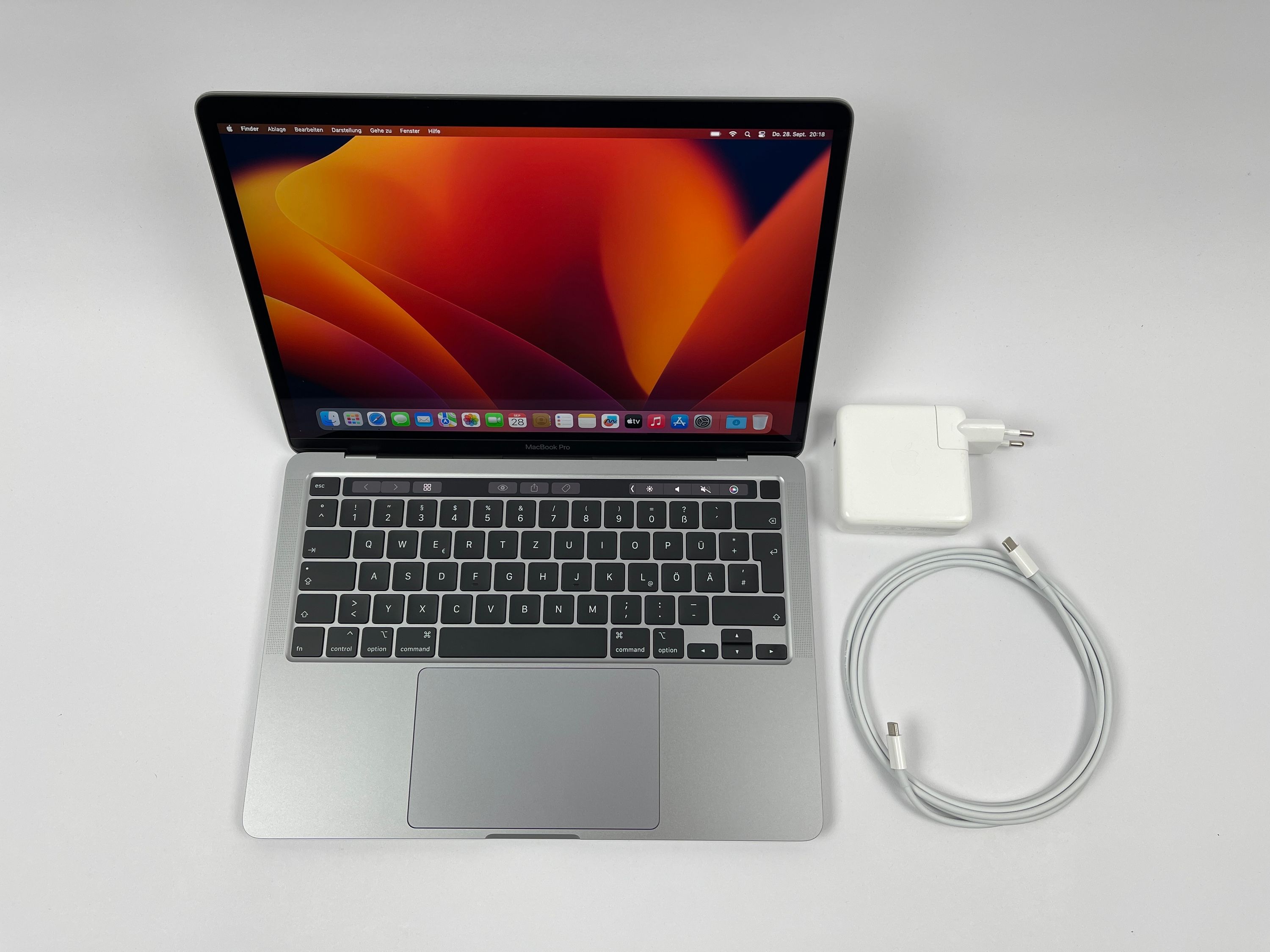 Apple MacBook Pro Retina TouchBar 13,3“ i7 2,3 Ghz 512 GB SSD 16 GB Ram SPACE GREY 2020