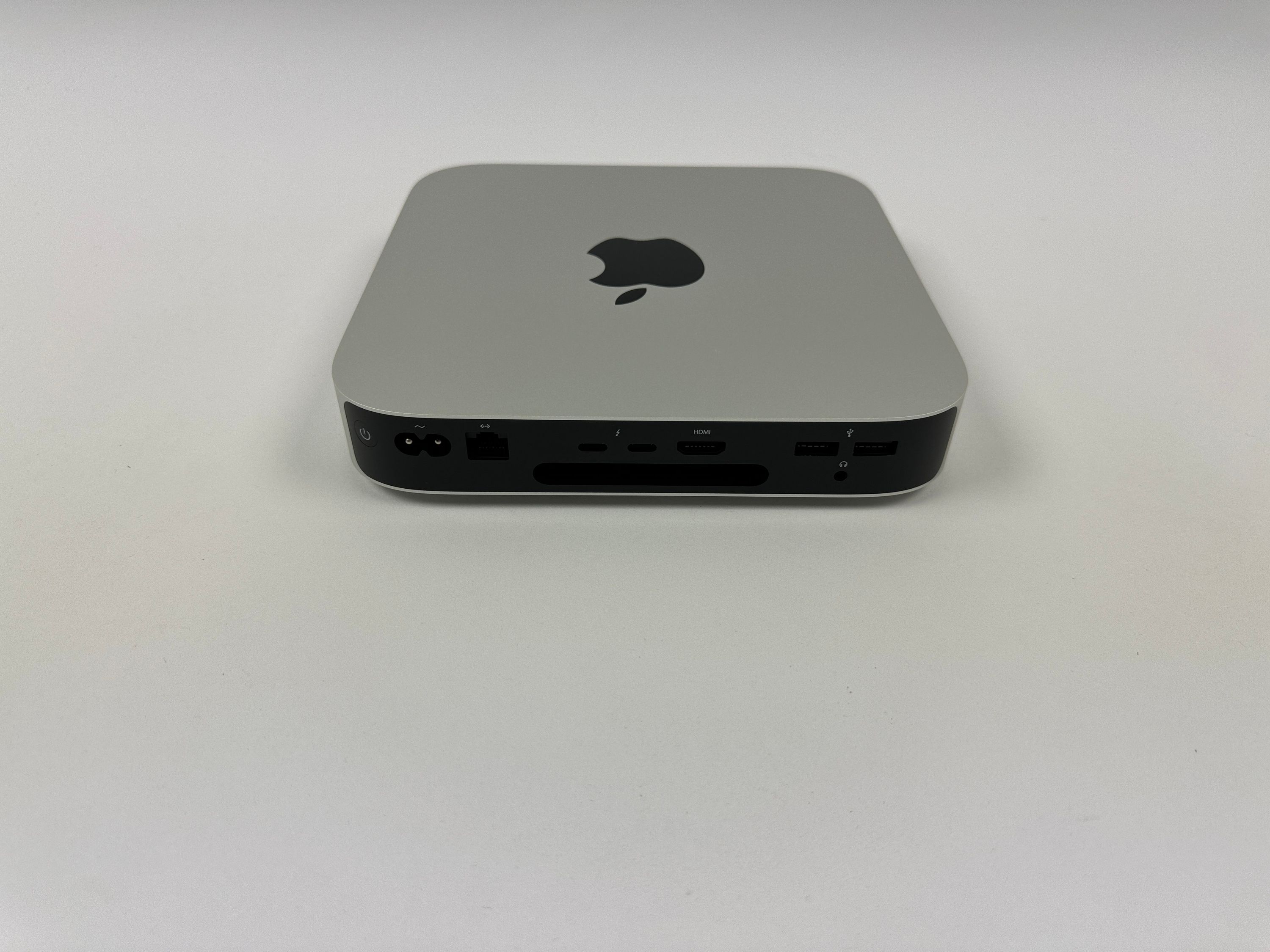 Apple Mac Mini M1 8-Core CPU 8-Core GPU 16 GB RAM 2 TB SSD SILBER