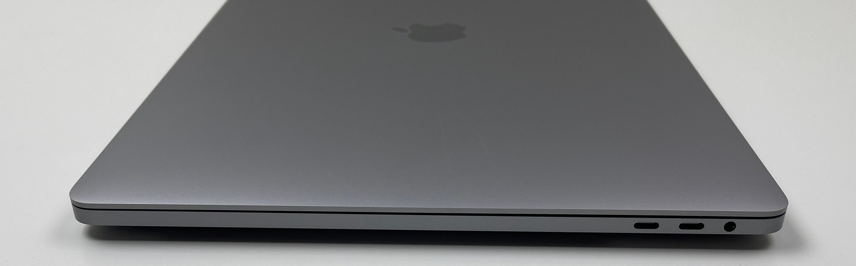 Apple MacBook Pro Retina TouchBar 16“ 6-Core i7 2,6 Ghz 1 TB SSD 32 GB Ram SPACEGREY 2019