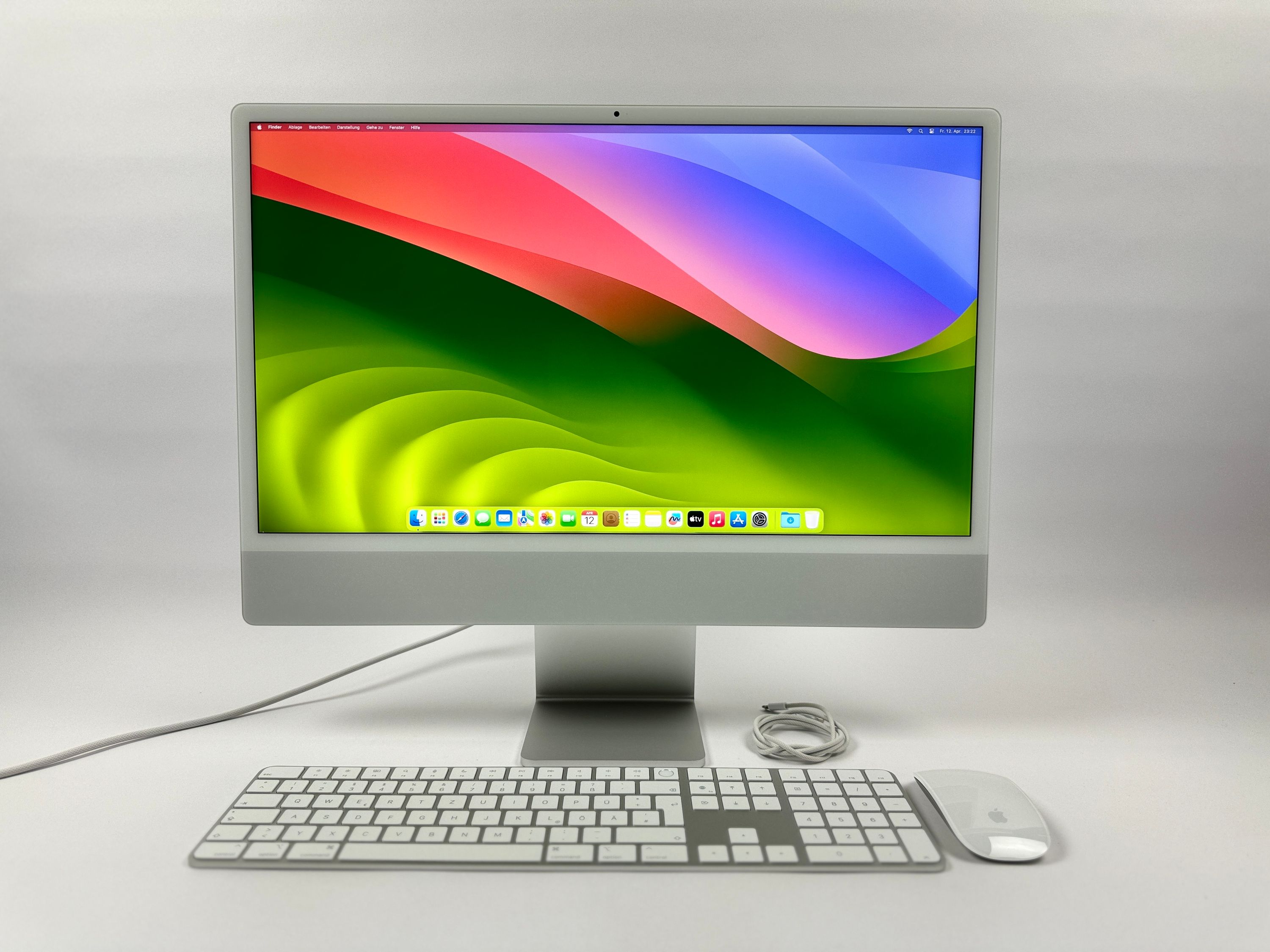 Apple iMac 24" M1 8-Core CPU 8-Core GPU 16 GB RAM 256 GB SSD silber 2021