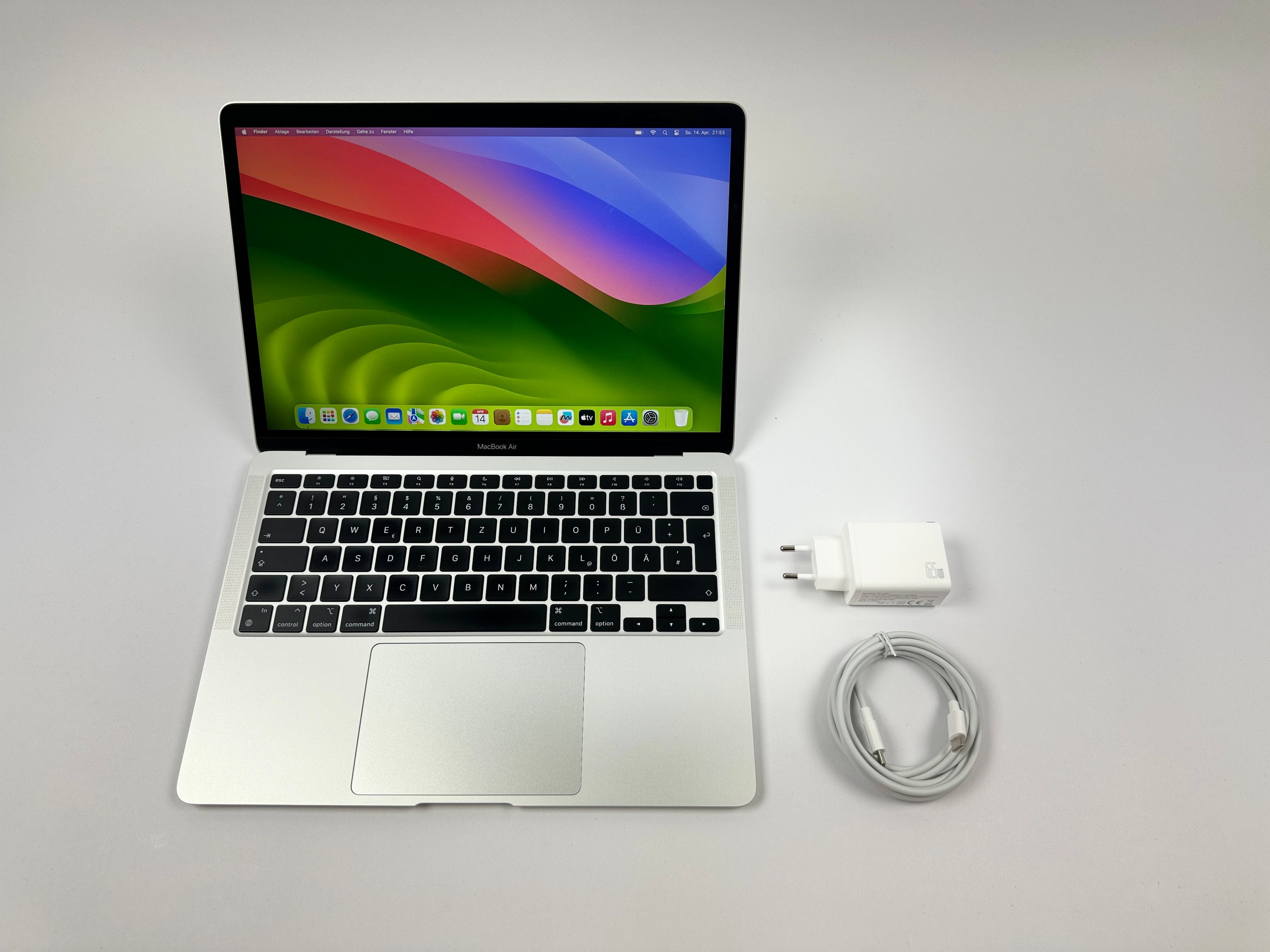 Apple MacBook Air 13,3“ M1 8C CPU 7C GPU 256 GB SSD 8 GB Ram 2020 SILBER