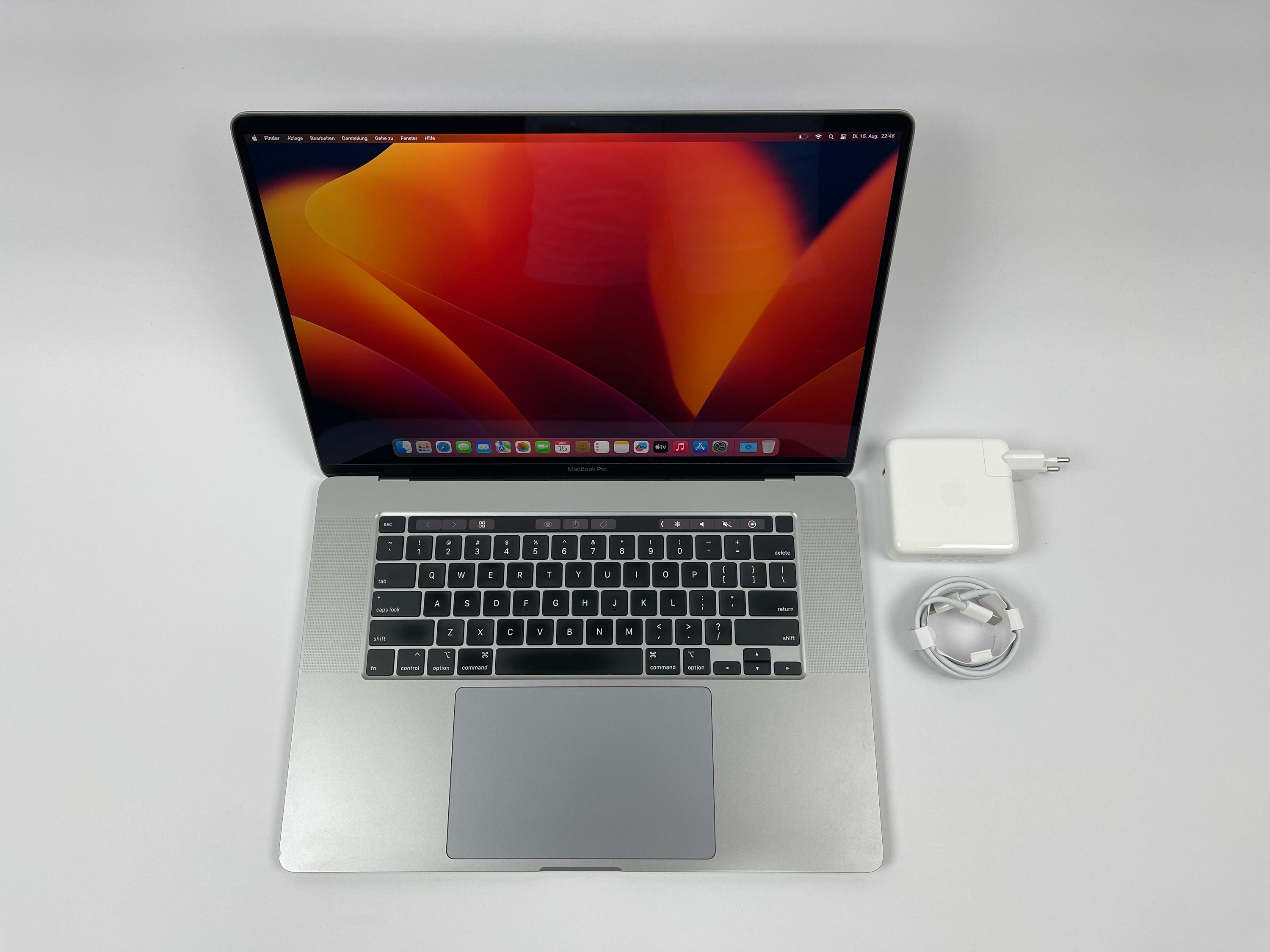 Apple MacBook Pro Retina TouchBar 16“ 6-Core i7 2,6 Ghz 512 GB SSD 16 GB Ram SPACE GREY 2019