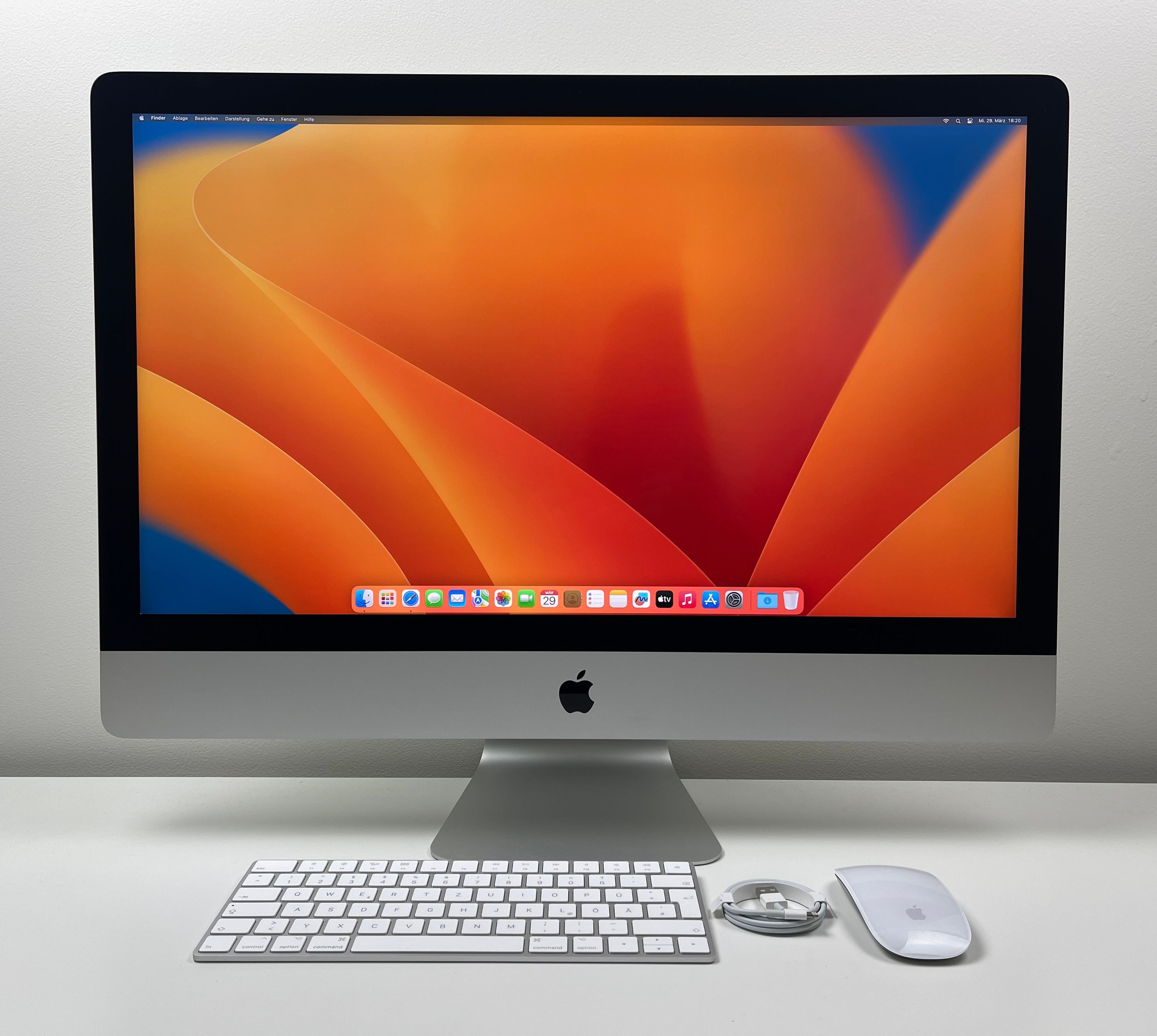 Apple iMac Retina 5K 27“ 8-Core i7 3,8 Ghz 32 GB Ram 512 GB SSD RP 5500 XT SILBER 2020
