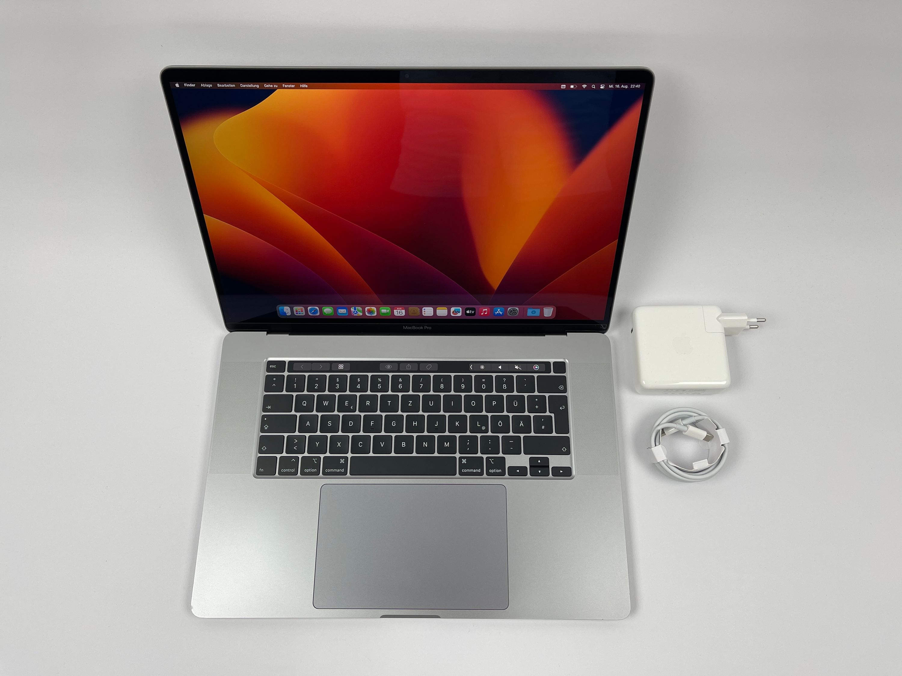 Apple MacBook Pro Retina TouchBar 16“ 8-Core i9 2,4 Ghz 512 GB SSD 32 GB Ram SPACEGREY 2019