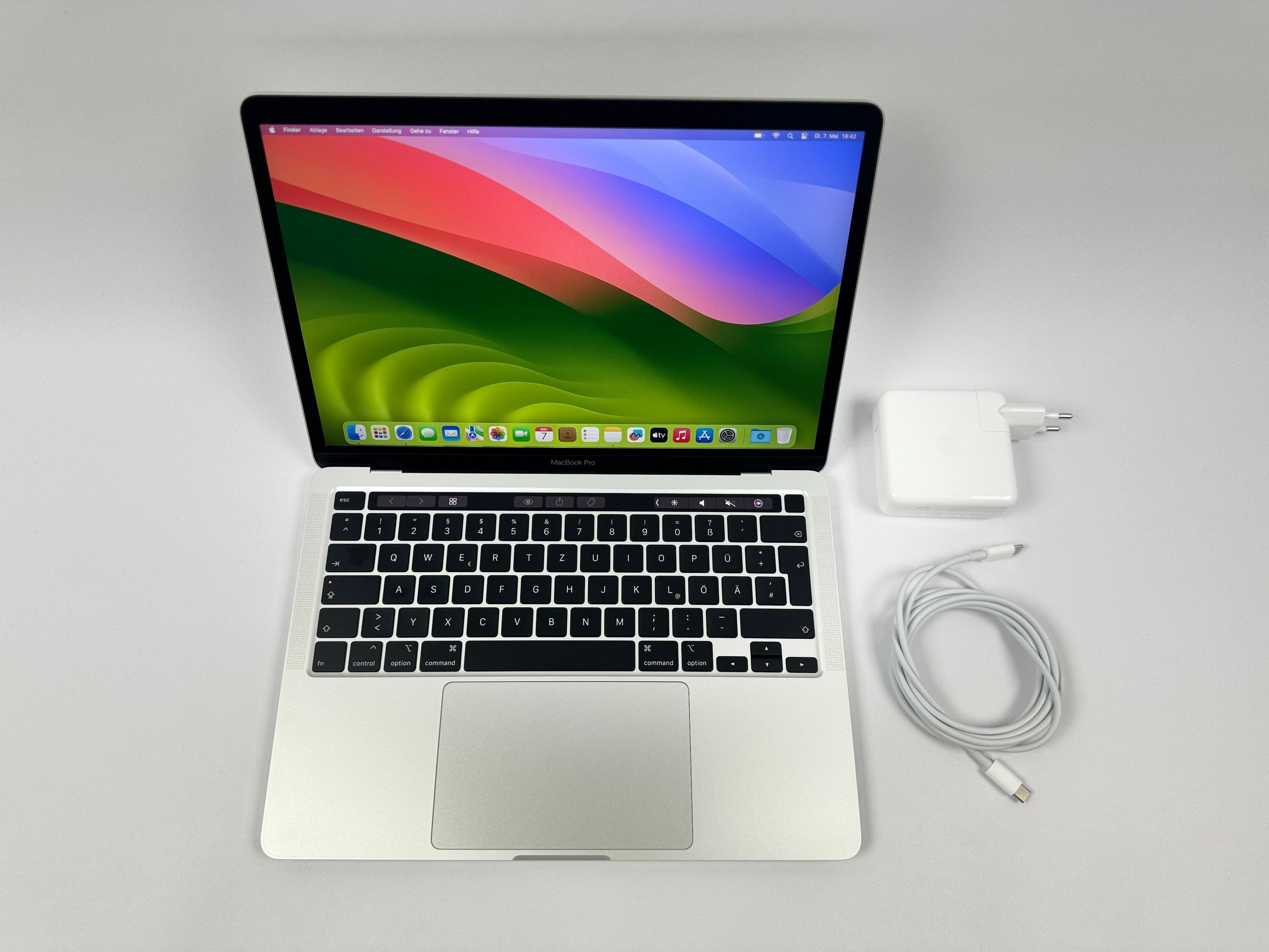 Apple MacBook Pro Retina TouchBar 13,3“ i7 2,3 Ghz 2 TB SSD 16 GB Ram SILBER 2020