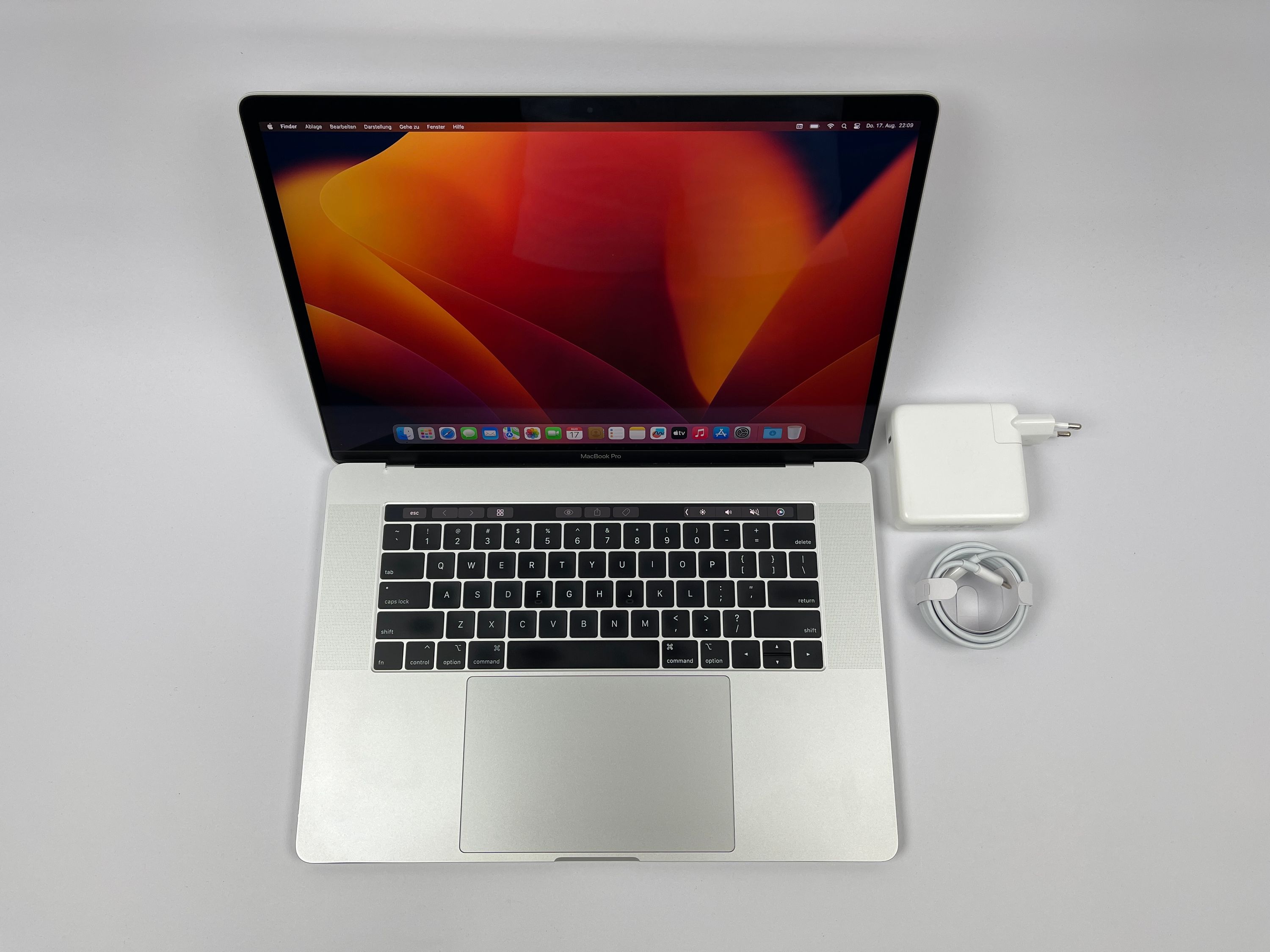 Apple MacBook Pro Retina TouchBar 15,4“ 6-Core i7 2,6 Ghz 32 GB Ram 512 GB SSD SILBER 2018
