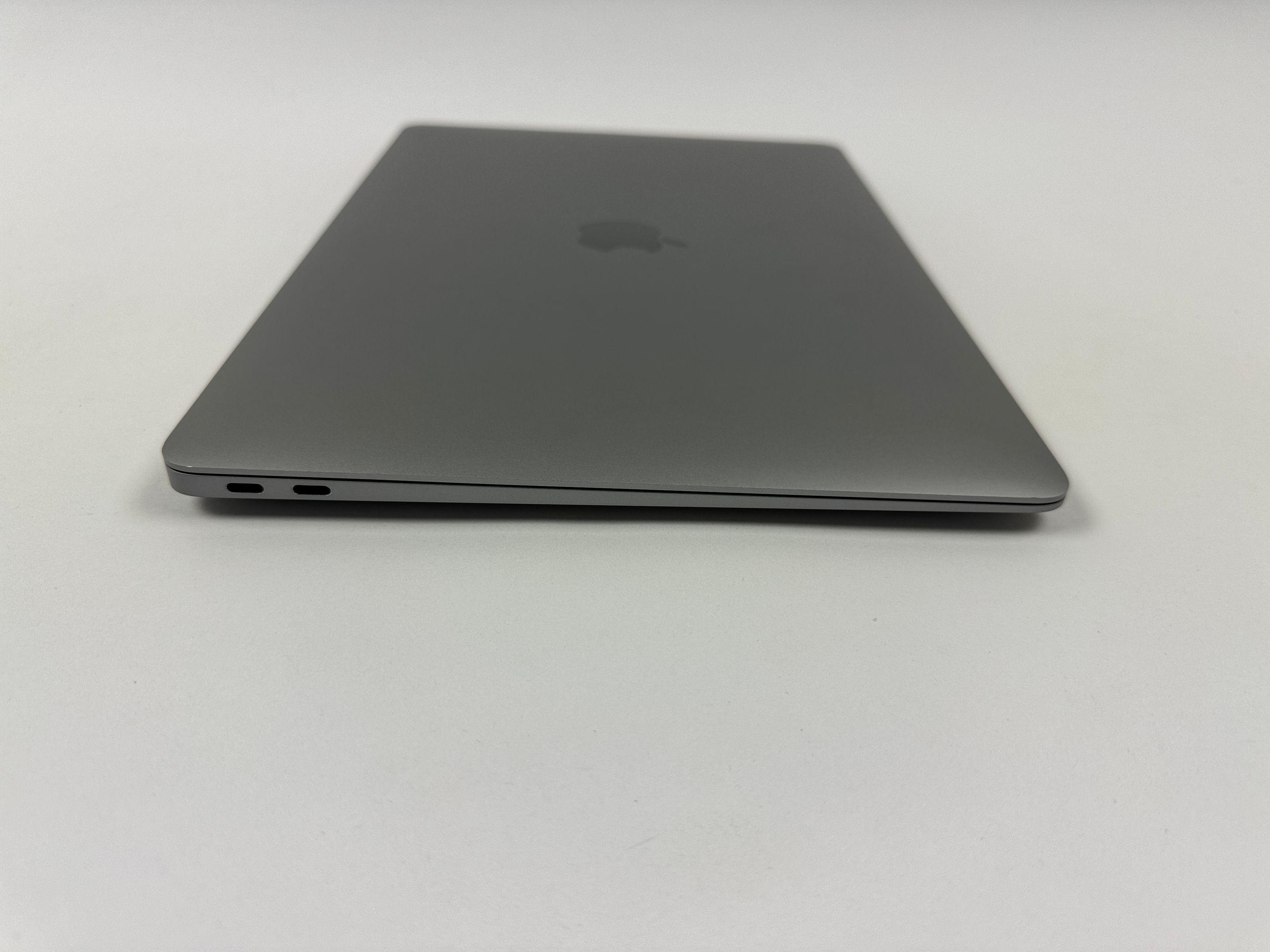 Apple MacBook Air 13,3“ M1 8C CPU 7C GPU 512 GB SSD 8 GB Ram 2020 Space Grey