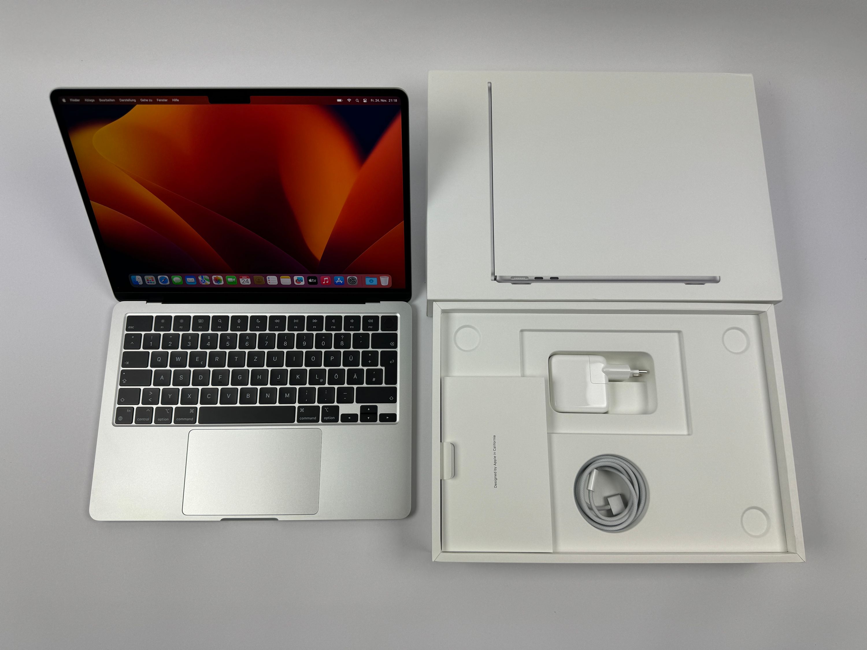 Apple MacBook Air 13,3“ M2 8C CPU 10C GPU 512 GB SSD 16 GB 2022 SILBER