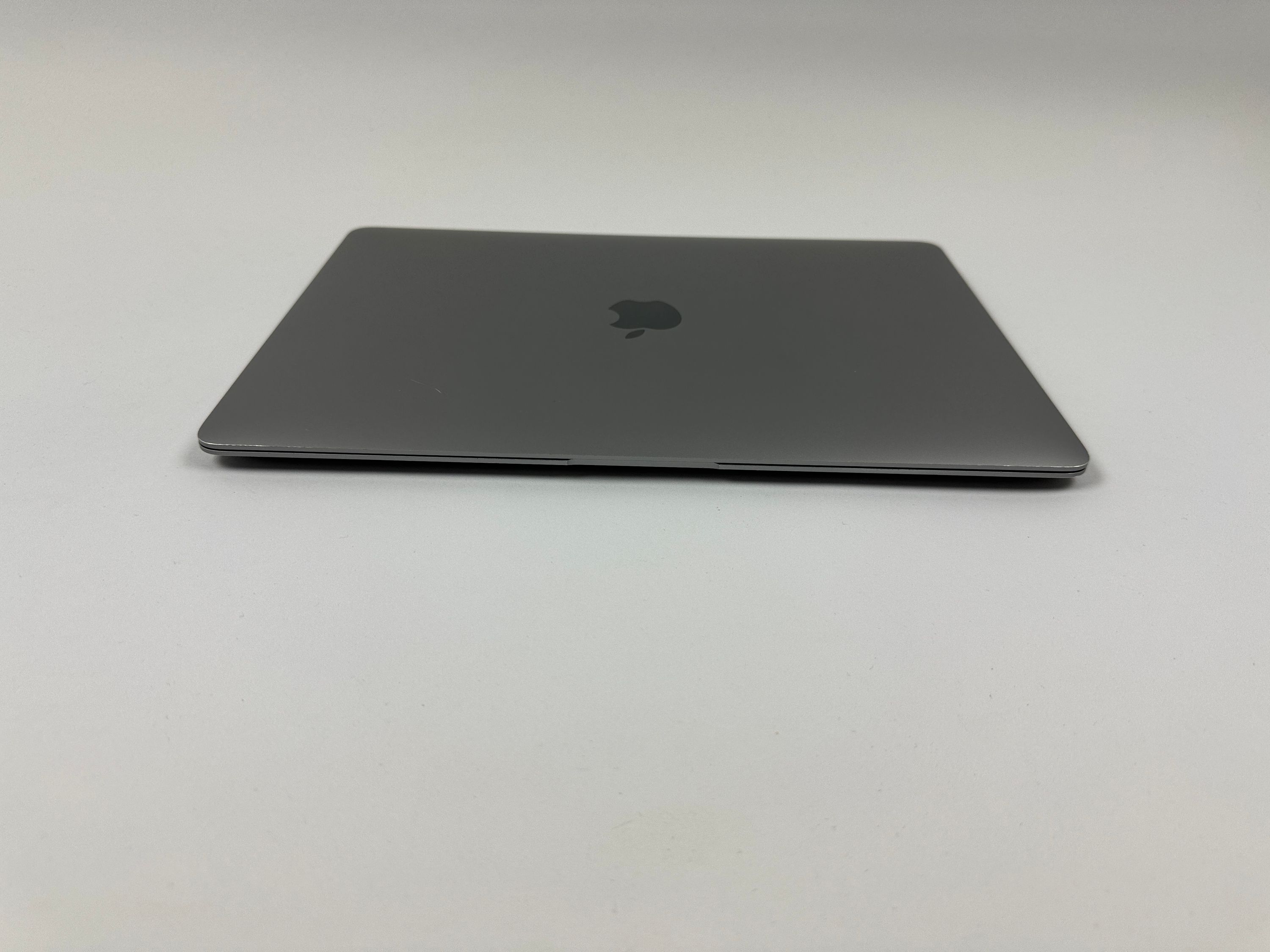 Apple MacBook Air 13,3“ M1 8C CPU 8C GPU 512 GB SSD 16 GB Ram 2020 SPACE GREY
