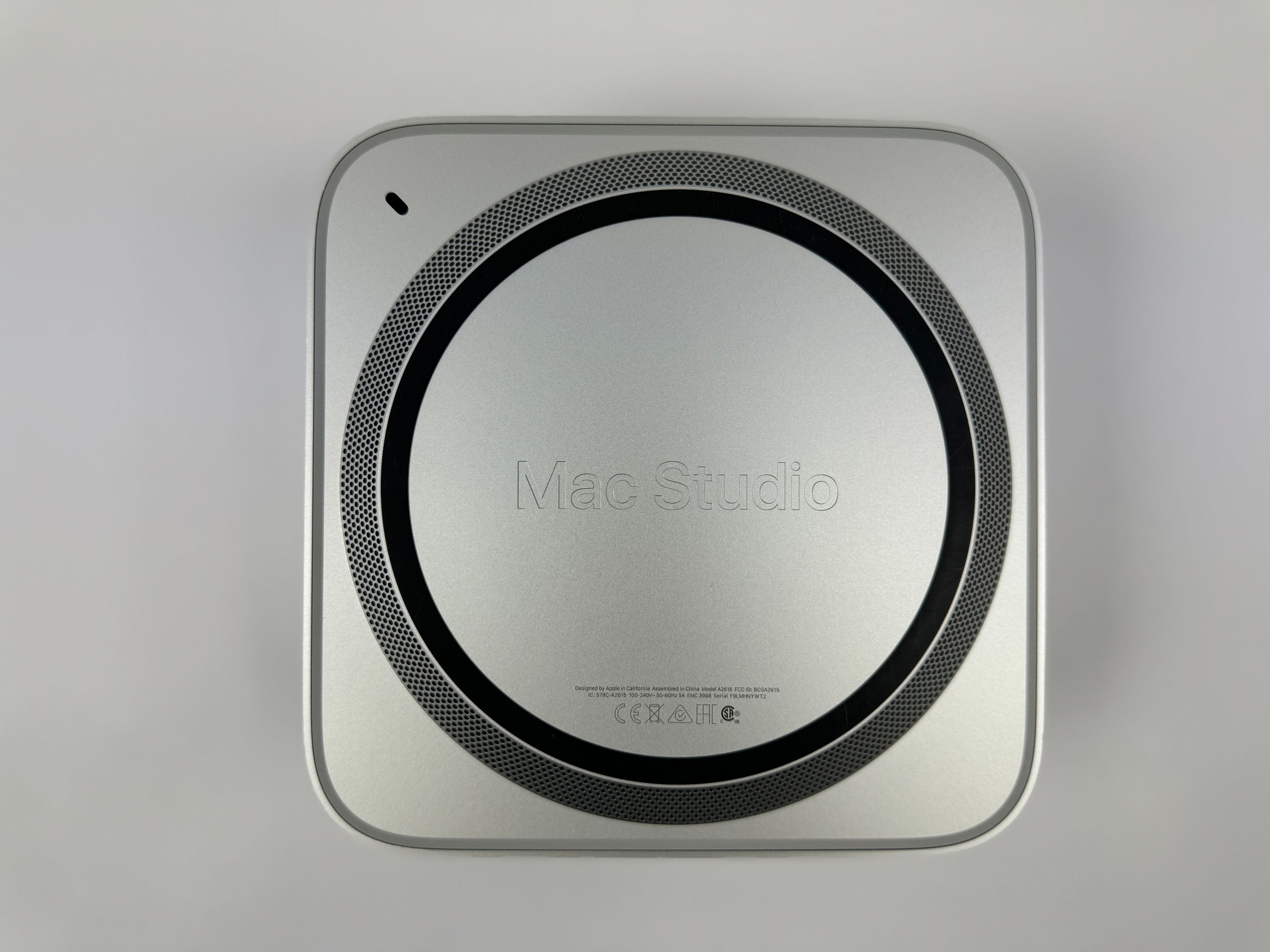 Apple Mac Studio M1 Max 10-Core CPU 24-Core GPU 32GB RAM 512 GB SSD SILBER