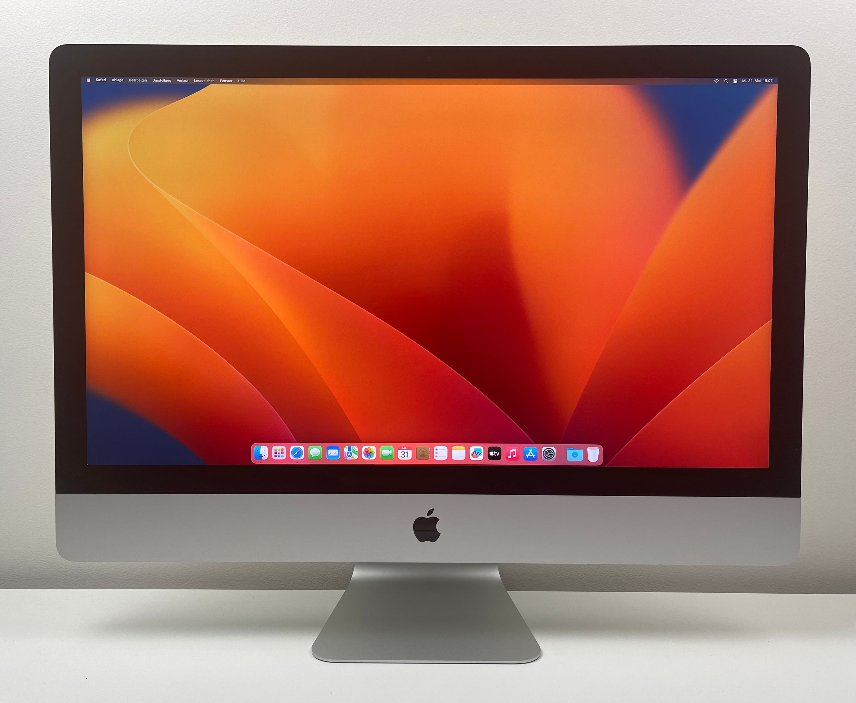 Apple iMac Retina 5K 27“ 8-Kern i9 3,6 Ghz 48 GB Ram 2 TB Fusiondrive RP 580X 8 GB 2019