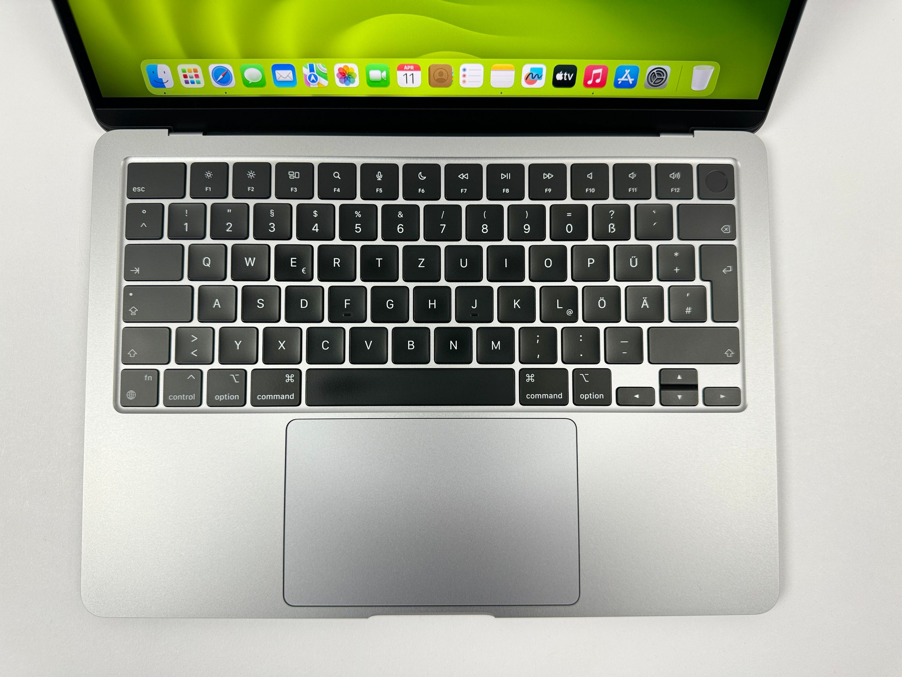 Apple MacBook Air 13,3“ M2 8C CPU 8C GPU 512 GB SSD 8 GB 2022 SPACE GREY